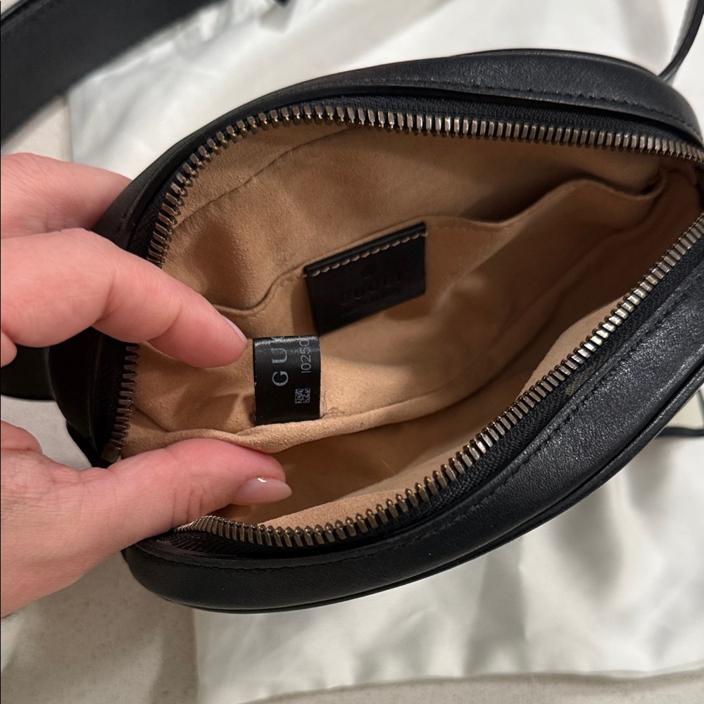 SOLD! Authentic Gucci Marmont Black Belt Bag - Picture 8 of 10